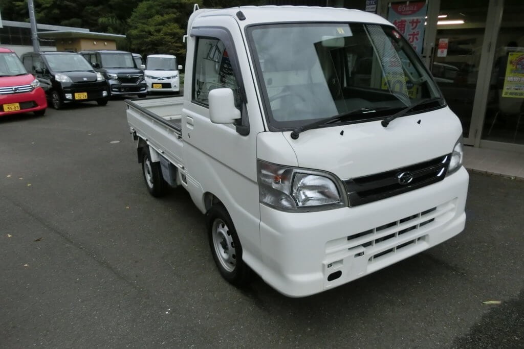 【68万円】ダイハツ　ハイゼットトラック　エクストラ　4WD 4AT車